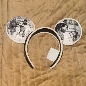 Limited Edition Steamboat Willie Ears - Disney 100